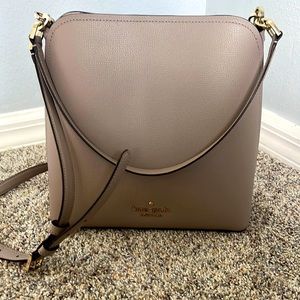 Kate Spade bucket purse Very good condition